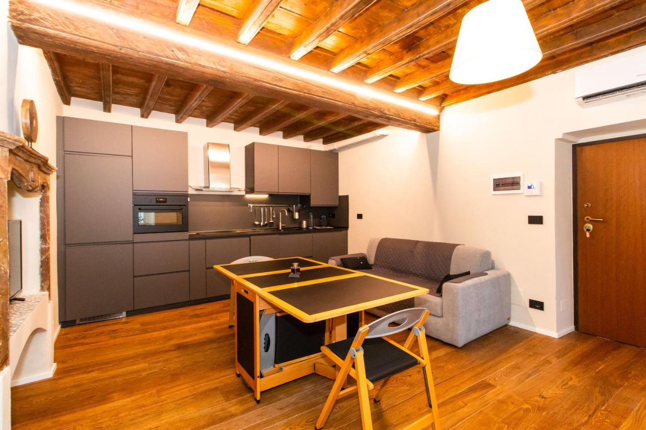 Stylish Quardilatero Romano Central Flat Torino Exterior foto